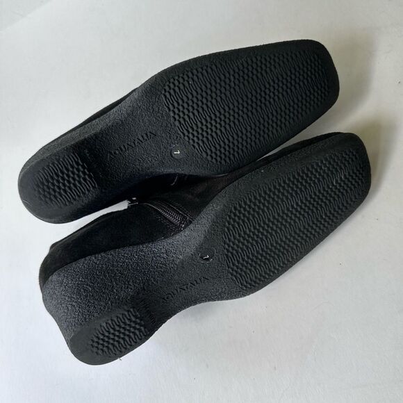Aquatalia Weatherproof Black Suede Ankle Shoe Boot Wedges Size 7 - Picture 8 of 8